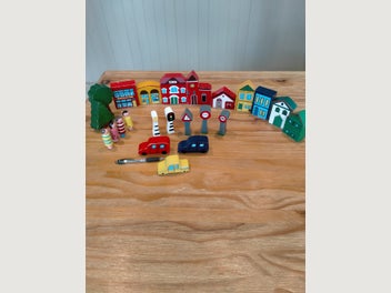 Image 1 of 7