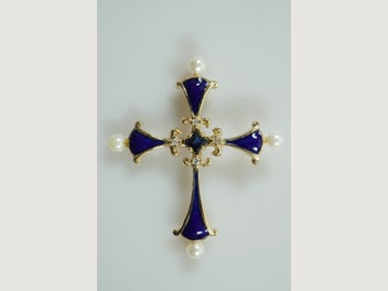 Image 1 of 5