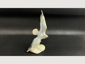 Image 1 of 7