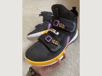 Image 1 of 8