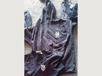 Image 1 of 2