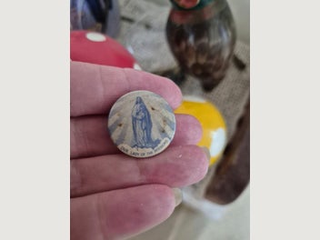 Image 1 of 3