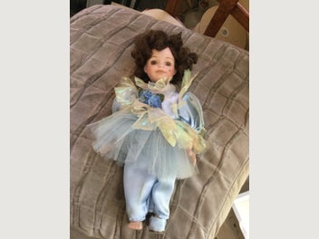 Image 1 of 7