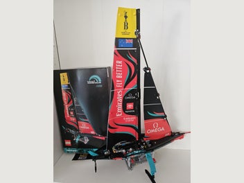 Image 1 of 4