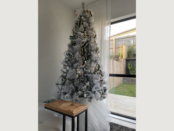 Image 1 of 20
