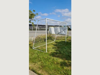 Image 1 of 9