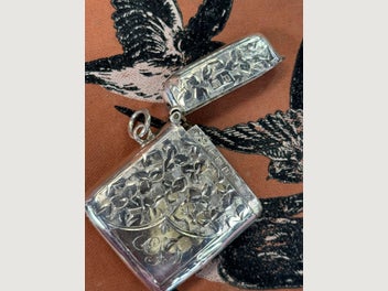 Image 1 of 8