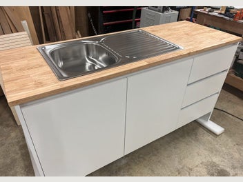Image 1 of 7