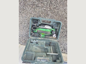 Image 1 of 4