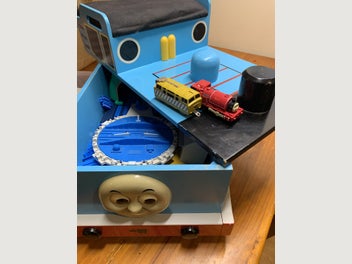 Image 1 of 7