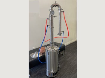 Image 1 of 7