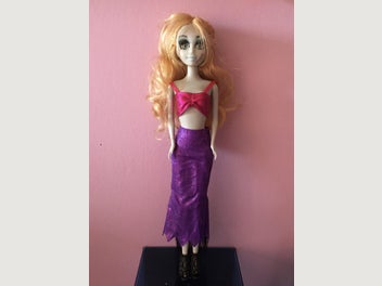 Image 1 of 4
