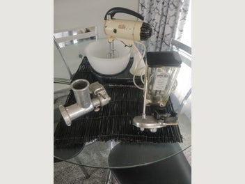 Image 1 of 5