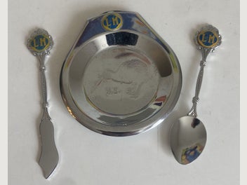 Image 1 of 3