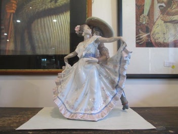 Image 1 of 8