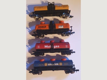Image 1 of 4