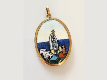 Image 1 of 3