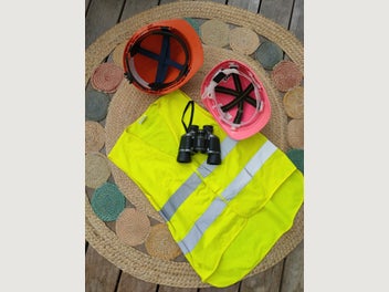 Image 1 of 6