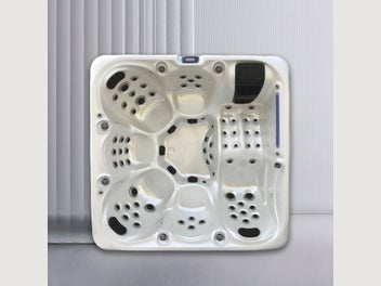 Image 1 of 7