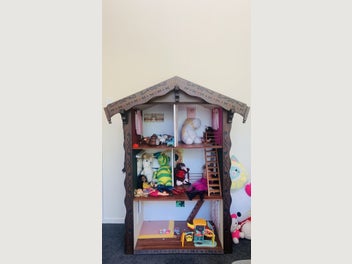 Image 1 of 4