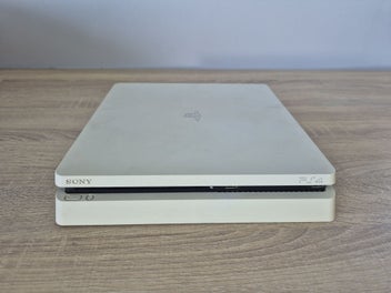 Image 1 of 3