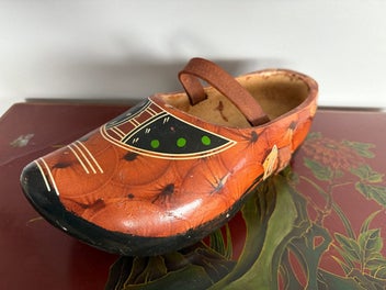 Image 1 of 16