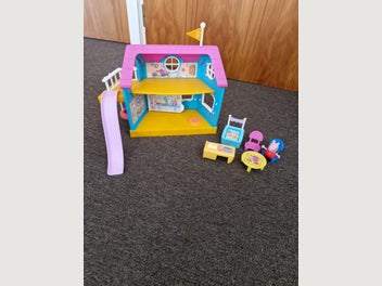 Image 1 of 6