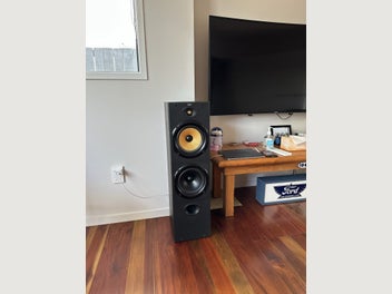 Image 1 of 4