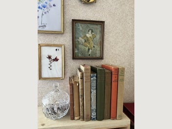 Image 1 of 20