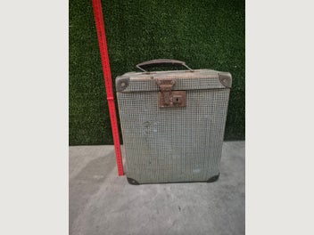 Image 1 of 5