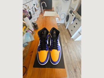 Image 1 of 4