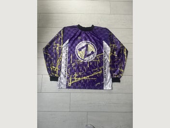 Image 1 of 7