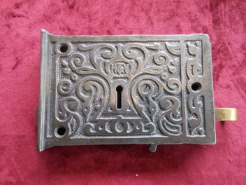 Image 1 of 7