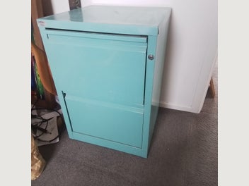 Image 1 of 4