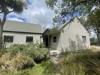 Image 1 of 20