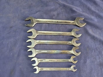 Image 1 of 6