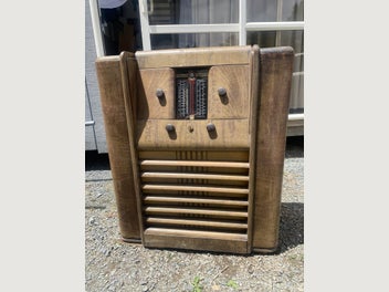 Image 1 of 6