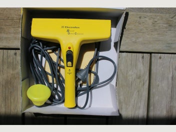 Image 1 of 8
