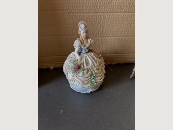 Image 1 of 7