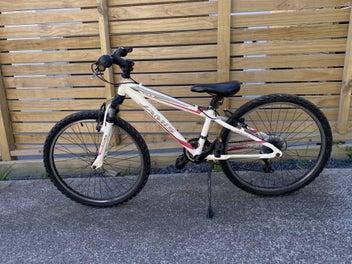 Image 1 of 4