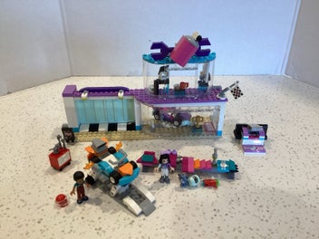 Image 1 of 4