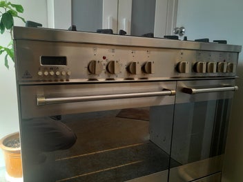 Image 1 of 5