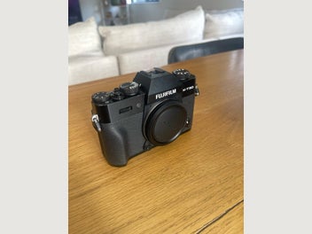Image 1 of 7