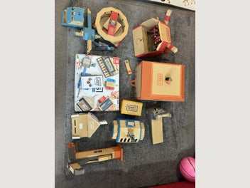 Image 1 of 4