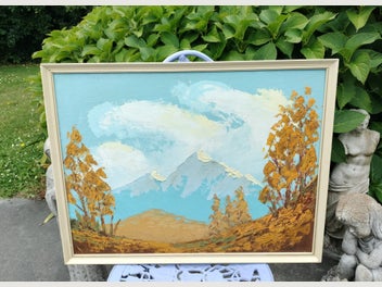 Image 1 of 6