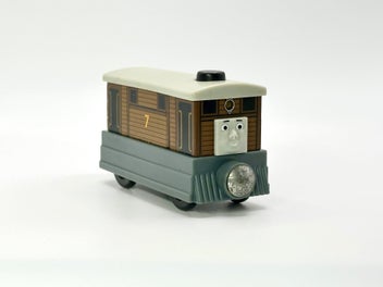 Image 1 of 7