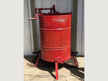 Image 1 of 4