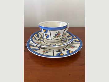 Image 1 of 7