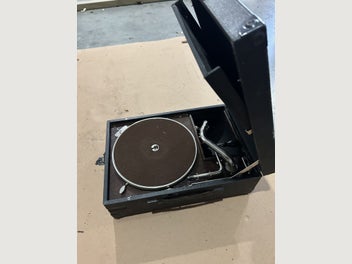 Image 1 of 6