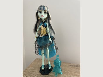 Image 1 of 1
